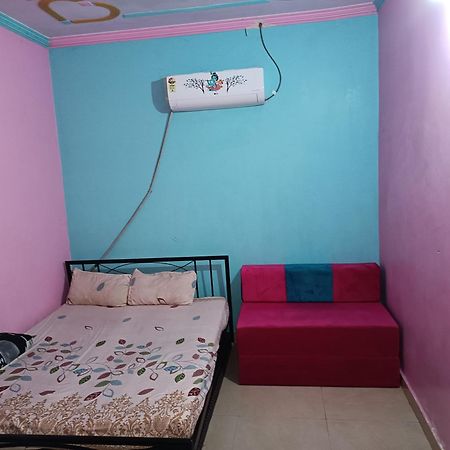 Sidhu Guest House Double Bed Attach Bathroom Room 阿姆利则 外观 照片